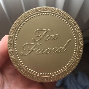 Too Faced bronzer
